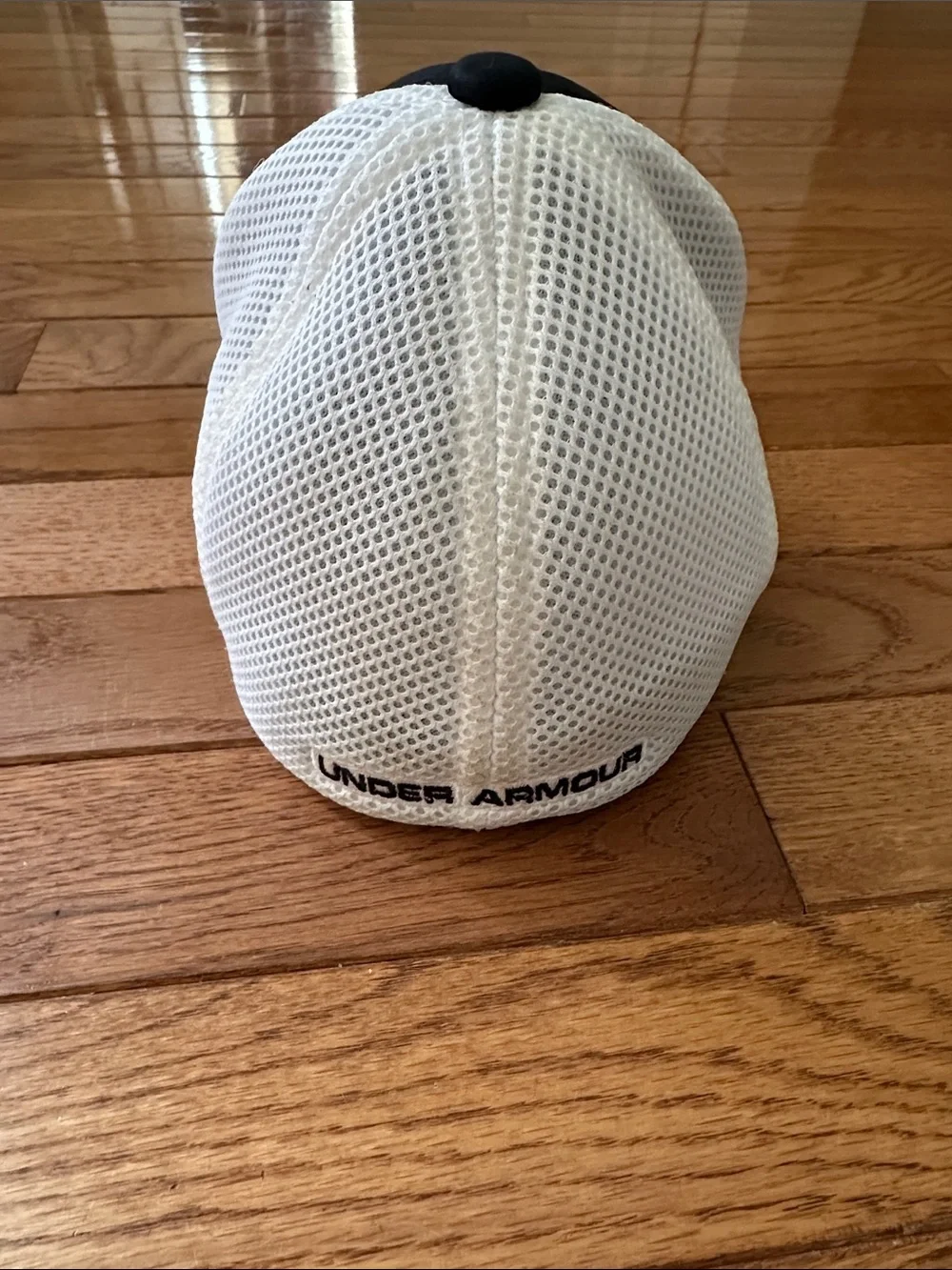 Under Armour kids baseball hat Kids Trucker Cap black white XS/small